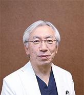 川﨑友裕 院長の写真